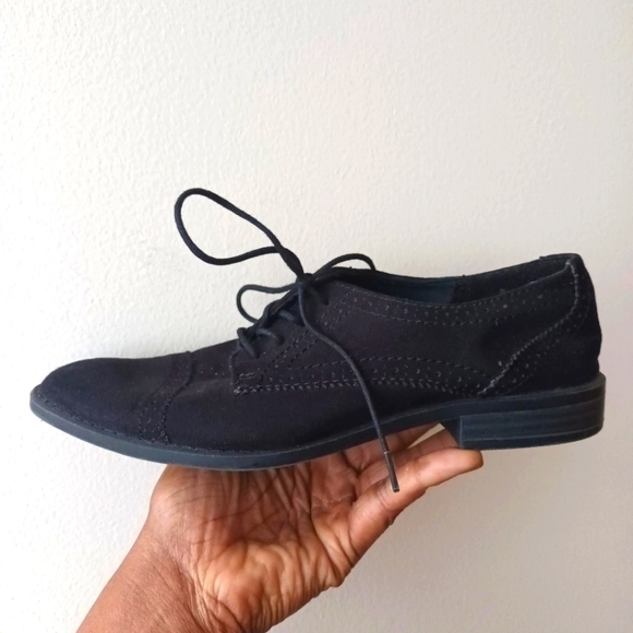 Old Navy Suede Shoes - Picture 7 of 10